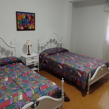 Apartamentos Orillamar О Грове Стая снимка
